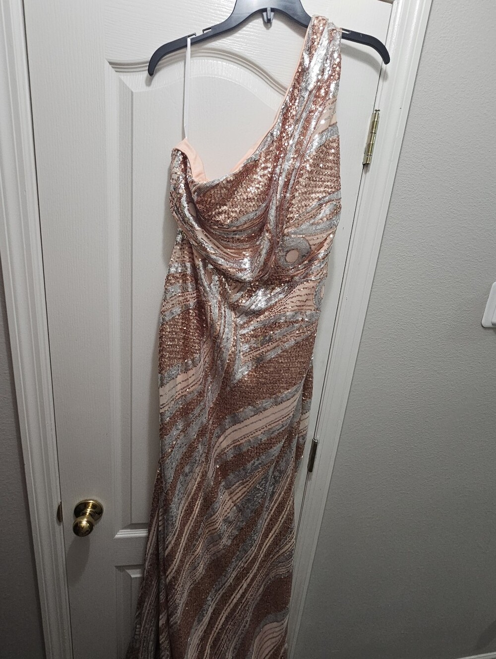 One-Shoulder Sequin Evening Gown - Rose Gold